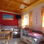 Sloneczny Brzeg Lodge *