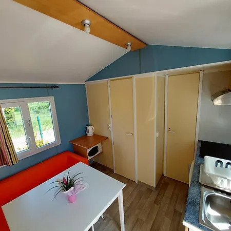 Деревянный коттедж Sloneczny Brzeg Домбки